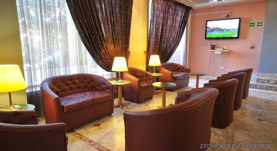 Soreda Hotel Qawra Extérieur photo